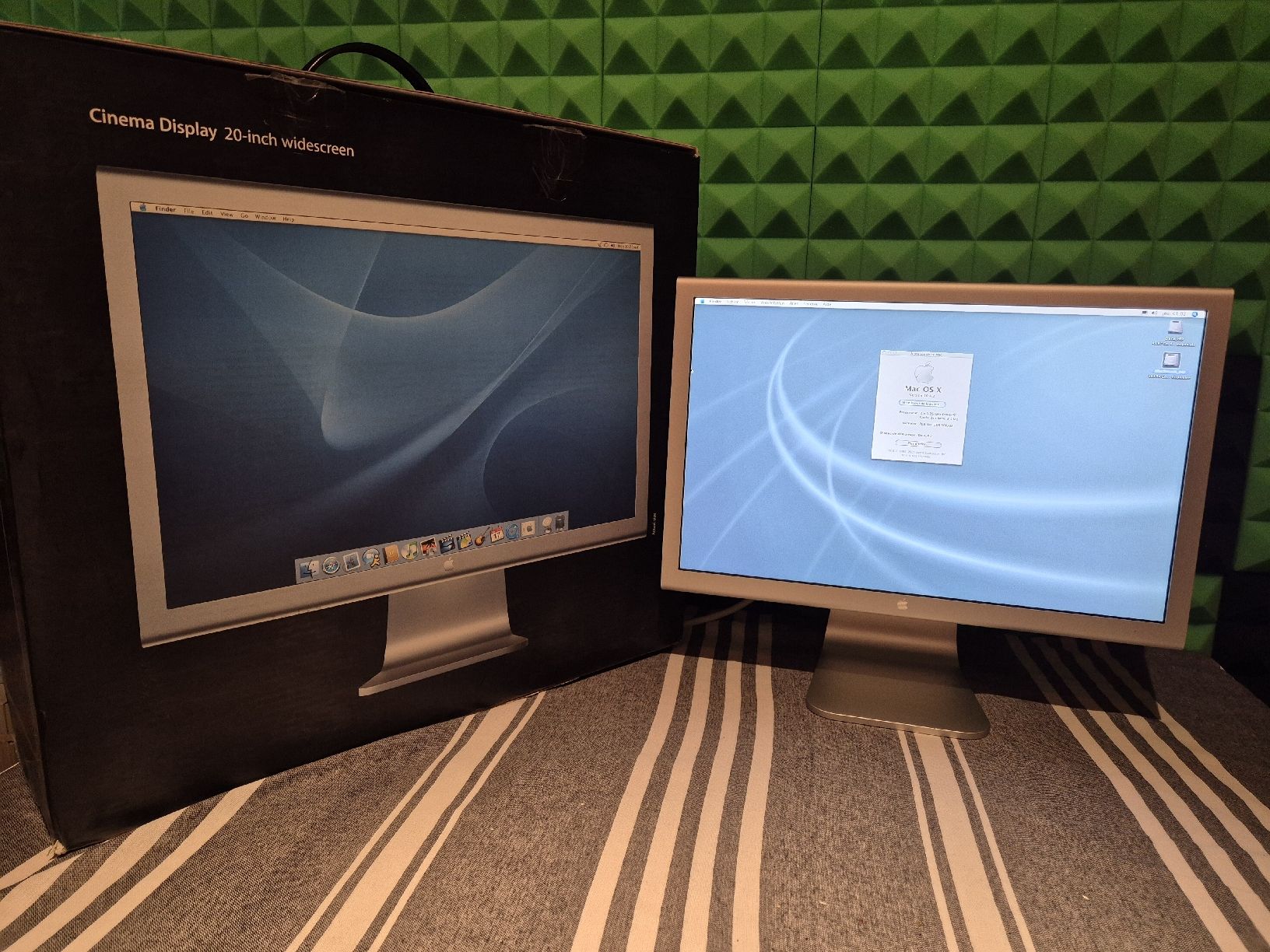 Apple Monitore: Écran Apple Cinema Display 20 - Vintage – Gebraucht aus Domdidier von breathing