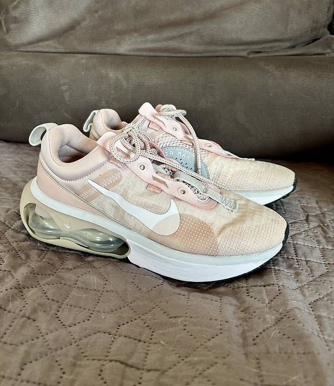 Nike Scarpe da donna: Nike Air Max 38.5 – Usato da Perroy venduto da barballalla