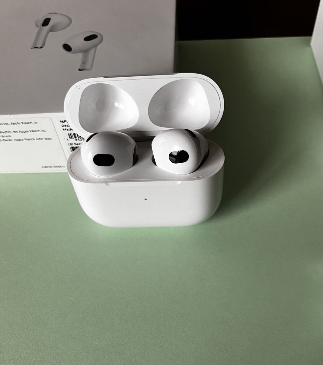 Apple Cuffie: Appel AirPods 3 – Usato da Winterthur venduto da Tom_Oberi 3