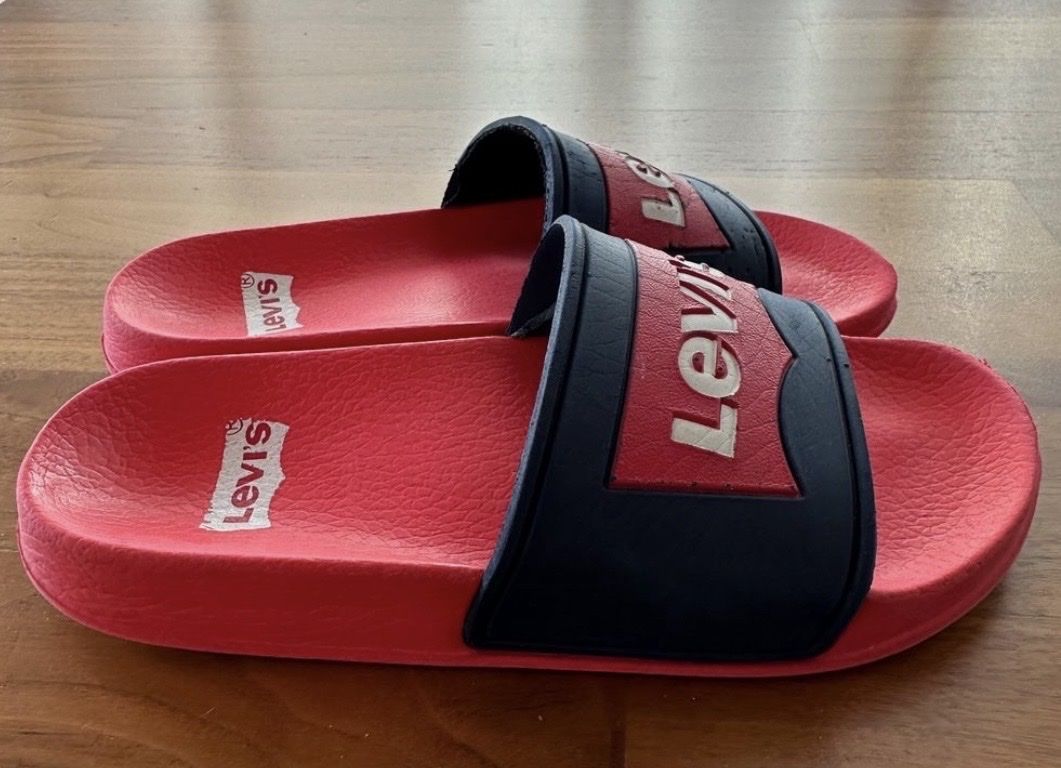 Levi's Scarpe per ragazzi: Ciabattine Levi’s – Usato da Castel San Pietro venduto da Moregi 2
