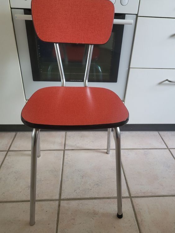 Set di tavolo e panche: Retro Küchentisch mit passenden Stühlen – Usato da Glarus venduto da laura_o 6
