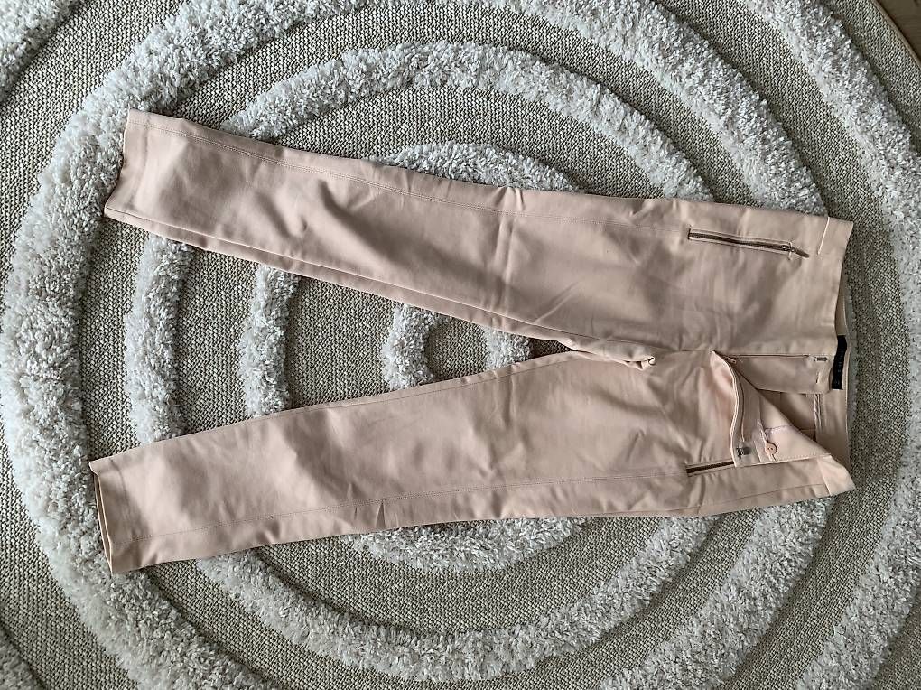 Hosen: Hosen Damen Gr. S / je Chf 3.- – Gebraucht aus Einsiedeln von ver_sb5p