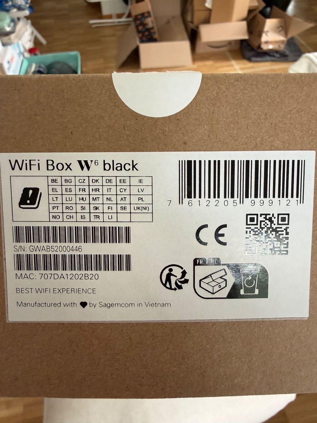 Salt WiFi: Salt Wifi Box W6 black mit Netzteil – Usato da Zürich venduto da fra_yq25 1