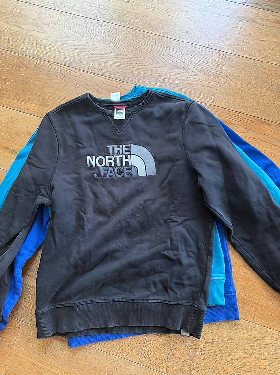 Maglioni & Felpe: 3 x north face Pullis Top Zustand  – Usato da Schindellegi venduto da Poshanna 3
