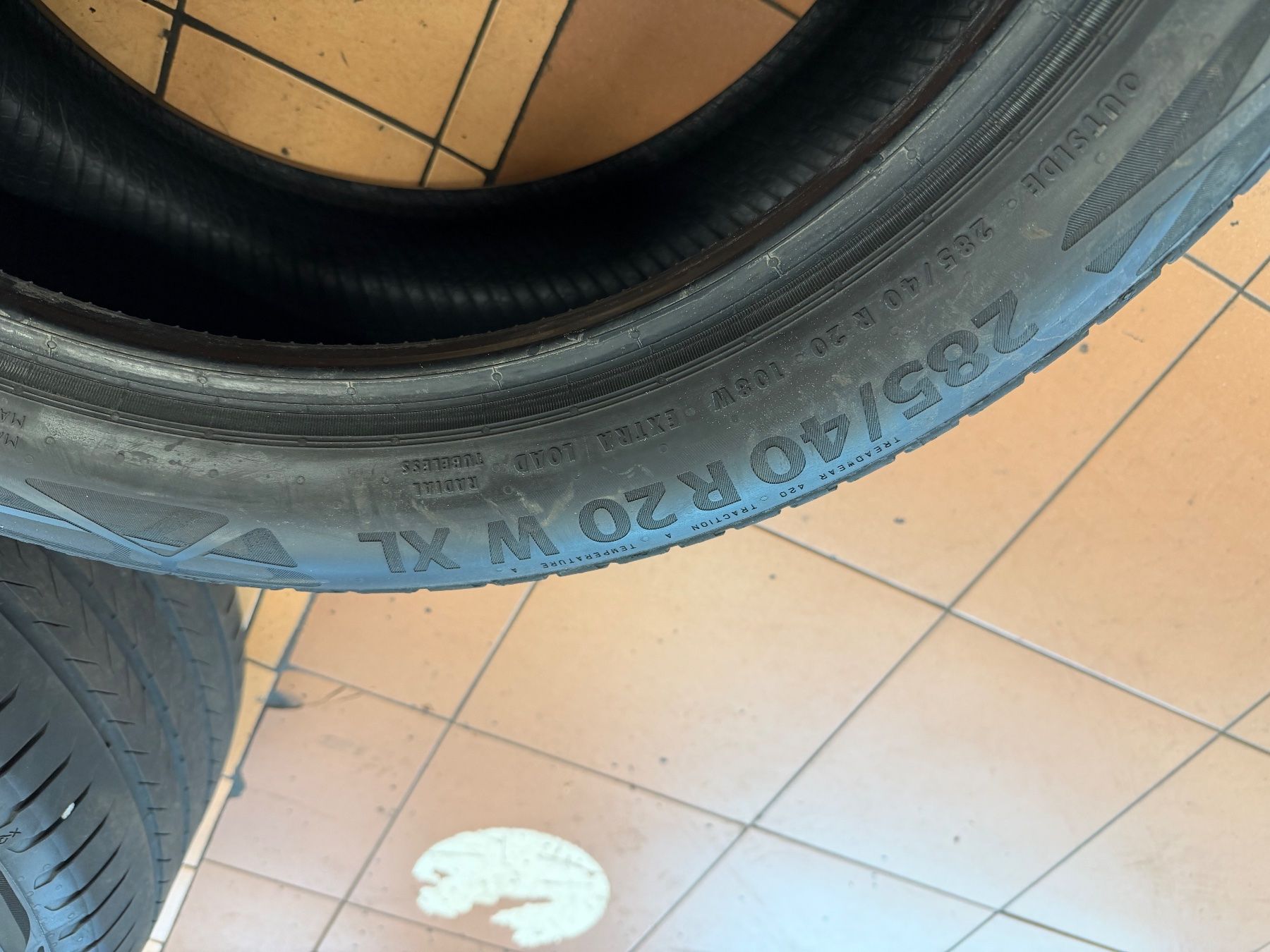 Altro in Scrittura & Disegno: Pneus Continental 255 / 285 r20 – Usato da Courrendlin venduto da shopwheels 2