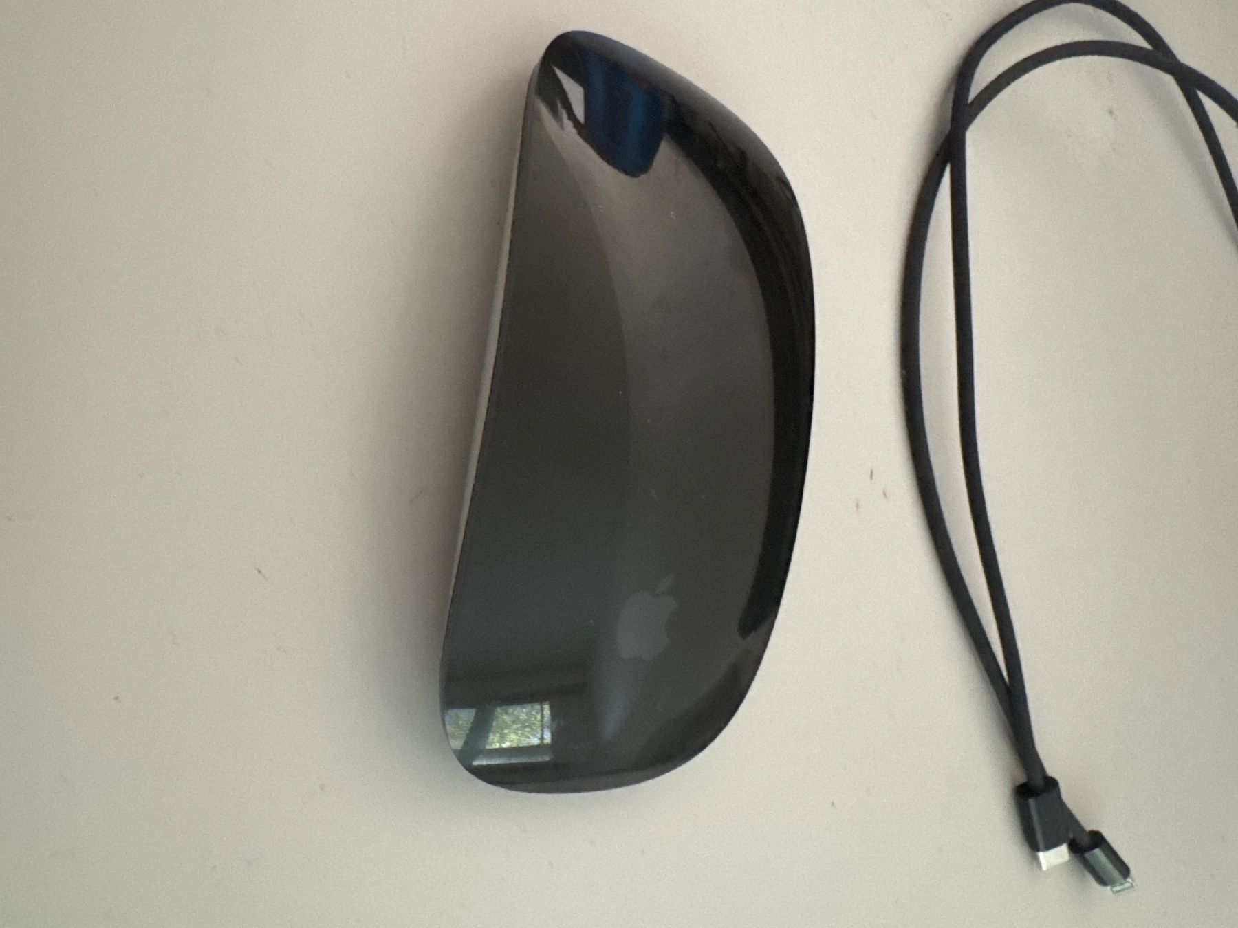 Apple Mouse: Apple mouse with lightning connector – Usato da Zürich venduto da jes_2wyq 1
