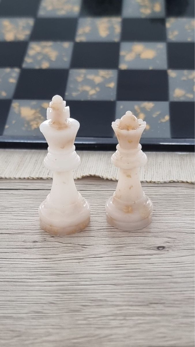 Giochi: Jeu d'échecs / chess – Nuovo e nell'imballaggio originale da Moutier venduto da francisco20 9
