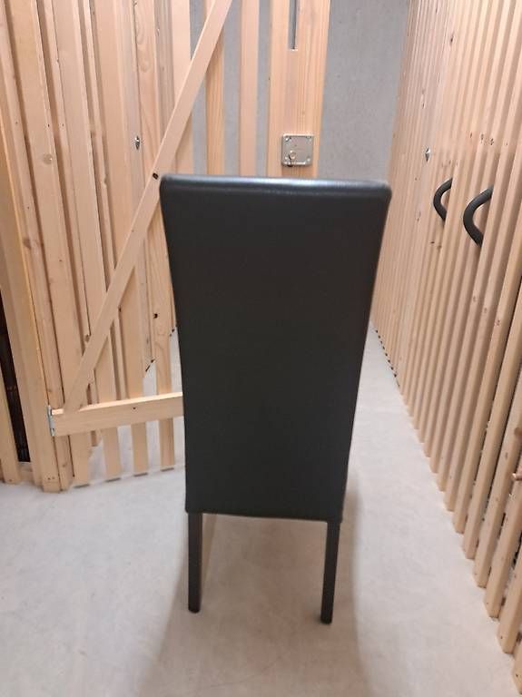 Sedie: Schwarze Stühle 6x – Usato da Malters venduto da FuchsO 2