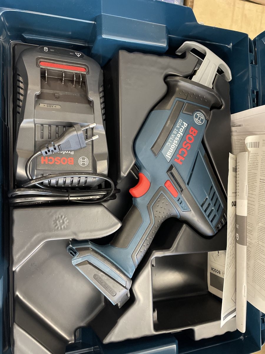 Bosch Seghe: Bosch GSA 18V - LI C – Nuovo e nell'imballaggio originale da Einsiedeln venduto da Shkurte_K