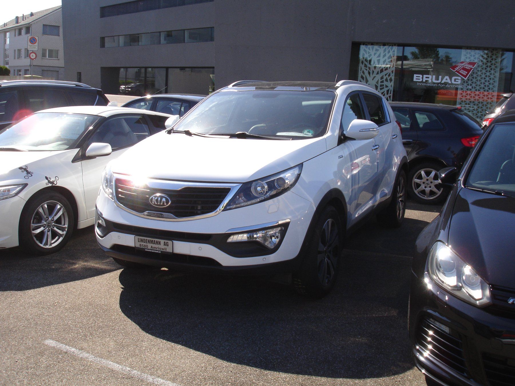 Kia Automobili: KIA Sportage 2.0 CRDi Style – Usato da Amriswil venduto da lindenmannkia 1