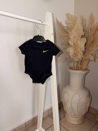 Body Nike