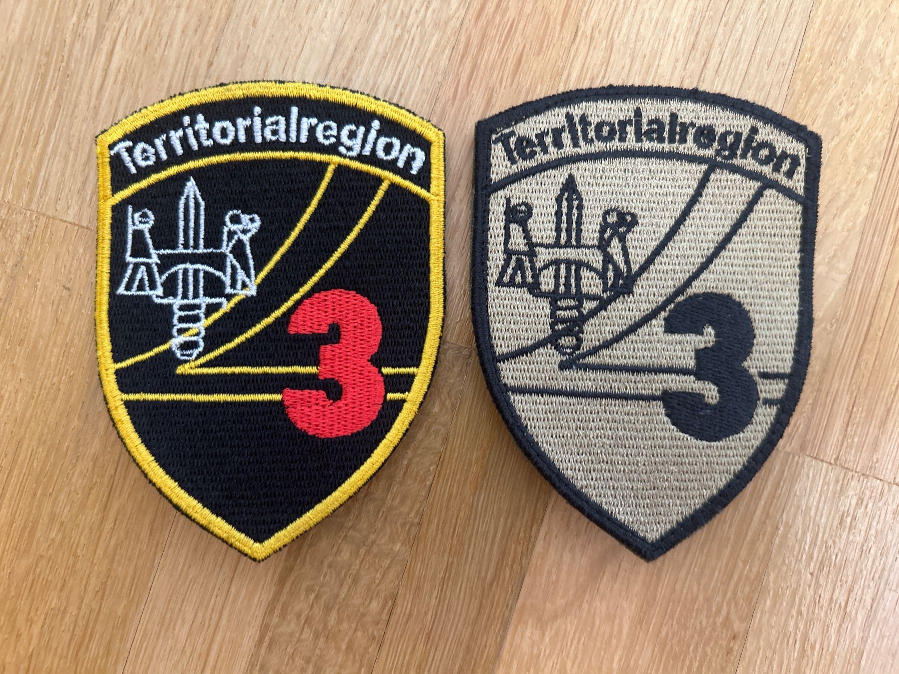 Schweizer Armee Patches: Patches Schweizer Armee Territorialregion – Gebraucht aus Hausen am Albis von MACV62