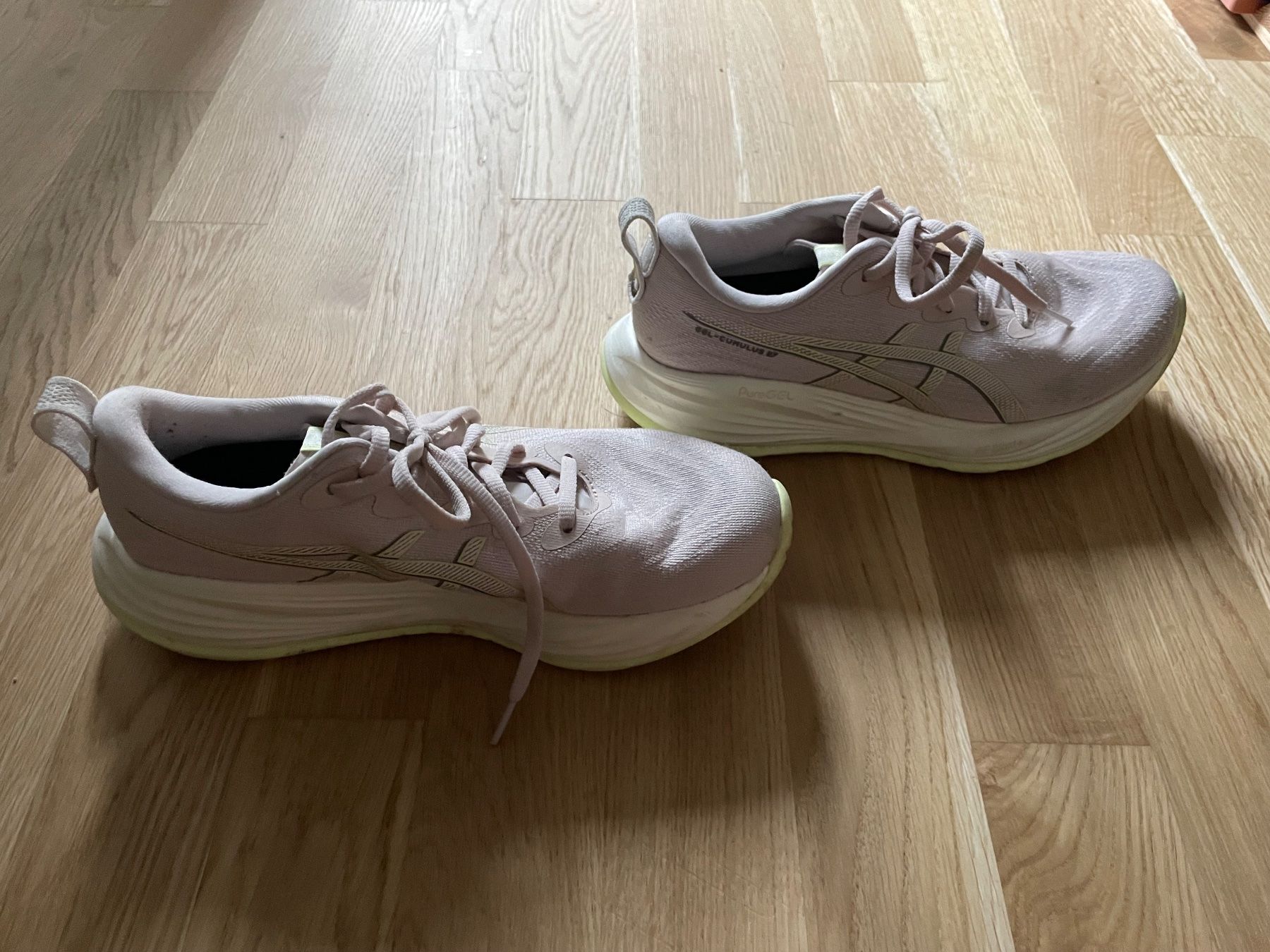 Asics Damenschuhe: ASICS Gel Cumulus 27 – Gebraucht aus Kriens von lsxnsky 1