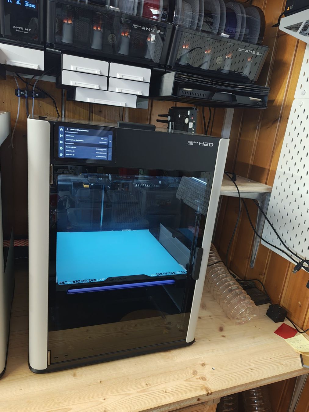Bambu Lab Stampanti 3D: Bambulab H2D Laser (10W) ab 1.- – Usato da Gontenschwil venduto da Ursli6 1