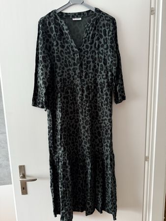 Kleid street one