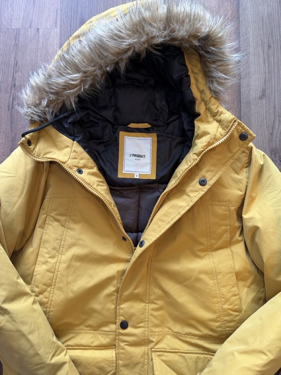 Cappotti: Mantel Neu S – Usato da Gontenschwil venduto da Yoyo7555 1