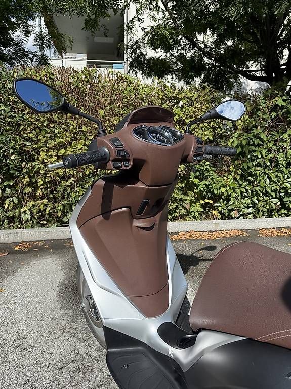 Piaggio Scooter: Scooter Piaggio Medley 125 – Usato da Bramois venduto da alb_26fj 2