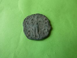 grosse uralte Bronzemünze  26 mm  7.02 g