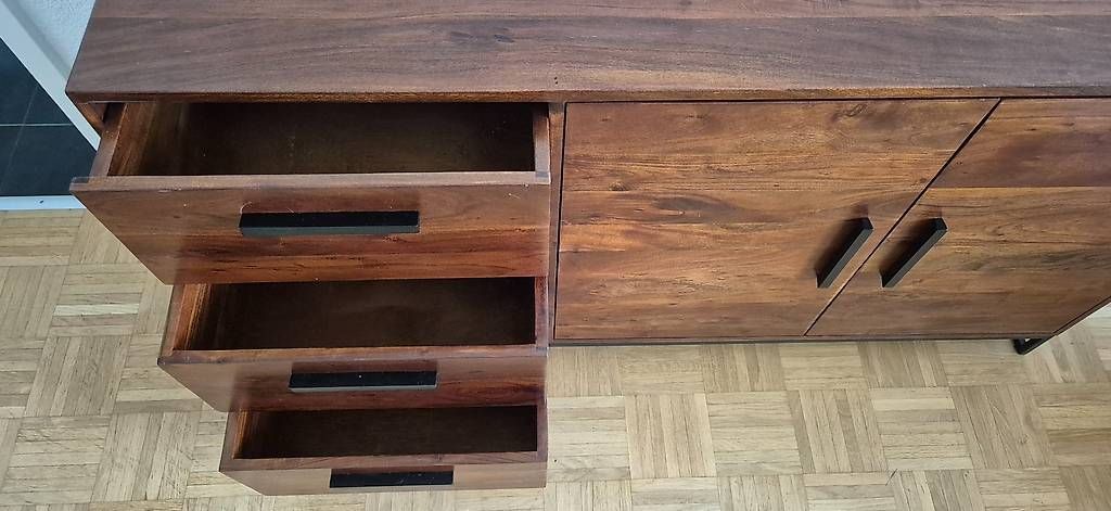Cassettiere: Sideboard Akazie braun – Nuovo (secondo la descrizione) da bern venduto da sommer89 3