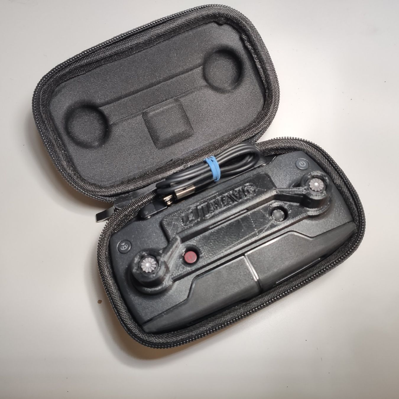 DJI Modellismo RC: DJI MAVIC 1 PRO/PLATINUM Controller (fast NEU/original!) – Usato da Zürich venduto da Biedermann23 5