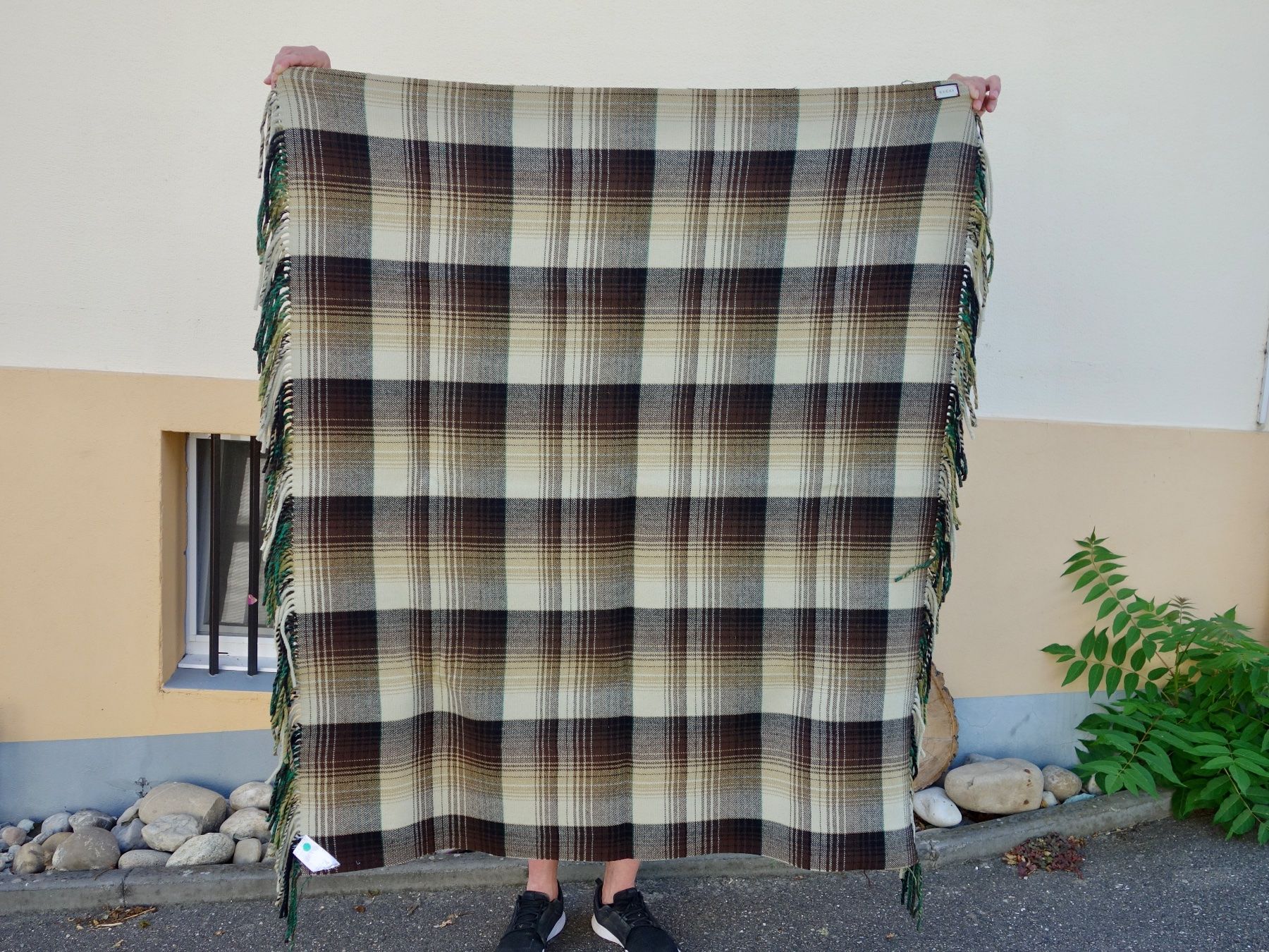 Gucci Sonstige Kleidung & Accessoires: GUCCI reversible PONCHO - Wolldecke - Wolle PREFALL 2018 – Neu (gemäss Beschreibung) aus Kerzers von zimmergruen 6