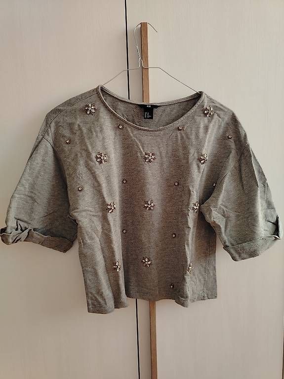 H&M Pullover & Sweatshirts: Felpa – Gebraucht aus Davesco-Soragno von Mia_sii