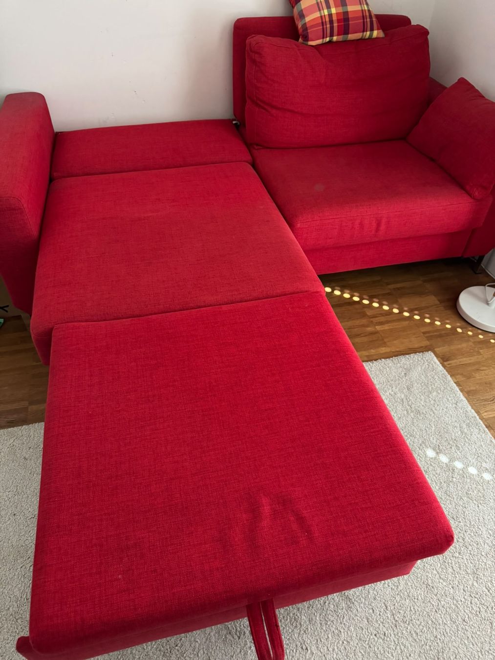 Sofas: Sofa mit Schlaffunktion rot guter Zustand – Gebraucht aus Niederscherli von Spi_re 2