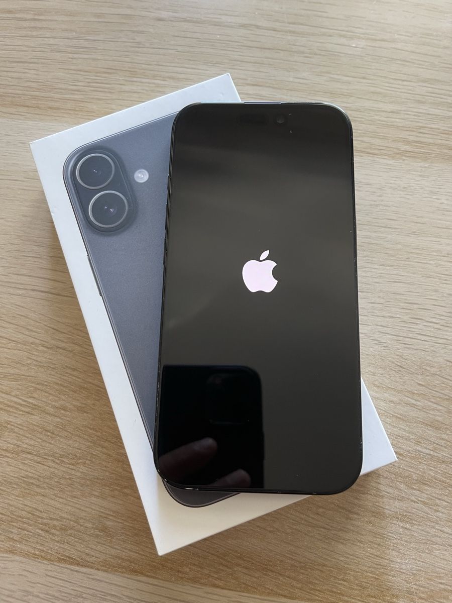 Apple Telefoni cellulari / Smartphones: IPhone 16 128gb Akku 100% – Usato da Biel/Bienne venduto da Pro.max 1