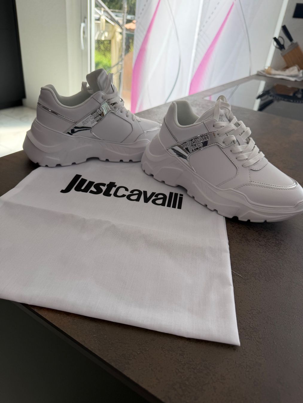 Roberto Cavalli Chaussures femmes: JUST CAVALLI SNEAKER EU 38 – Neuf (Voir description) à Arch par ellaisa84 1