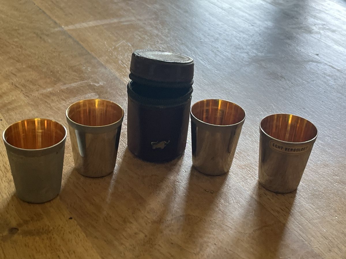 Tassen: Braun Büffel  Set – Gebraucht aus Niederurnen von gebrauchtbrauchbar 1