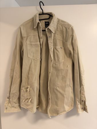 Zara Jeanshemd Relaxed Fit beige Grösse M gebrauchter Zustan