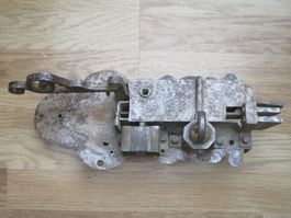 Antikes Türschloss geschmiedet