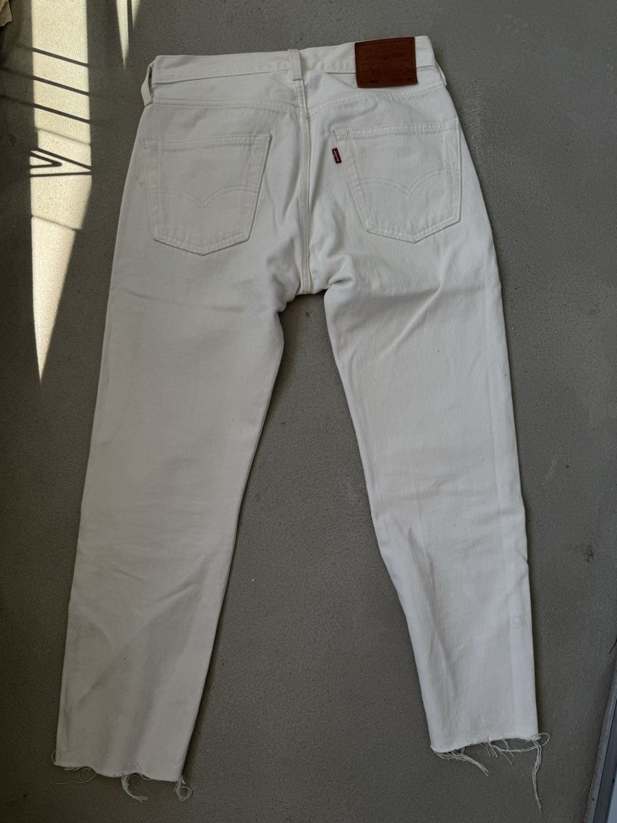 Levi's Jeans: Levi's Jeans Grösse 29/32 weiss – Usato da Basel venduto da Moehrli01