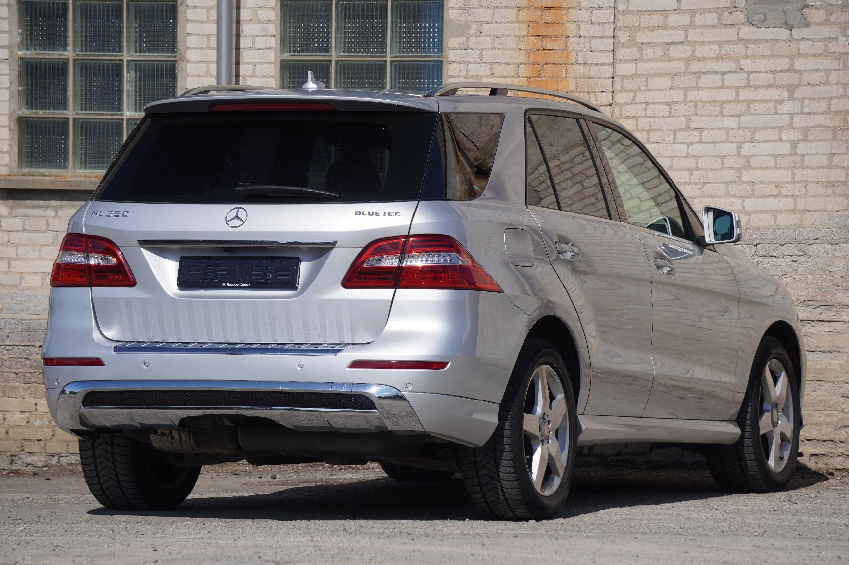 Mercedes-Benz Automobili: Mercedes ML350 Bluetec – Usato da Gossau SG venduto da mai_zmd7 2