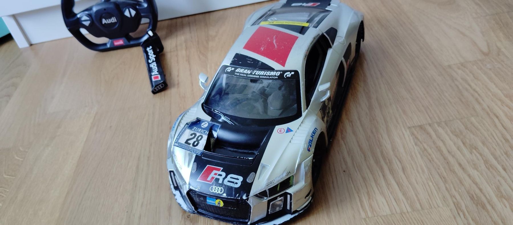 Modellismo RC: Ferngesteuerter Audi R8 GT3  – Usato da Riehen venduto da ssa_g27f