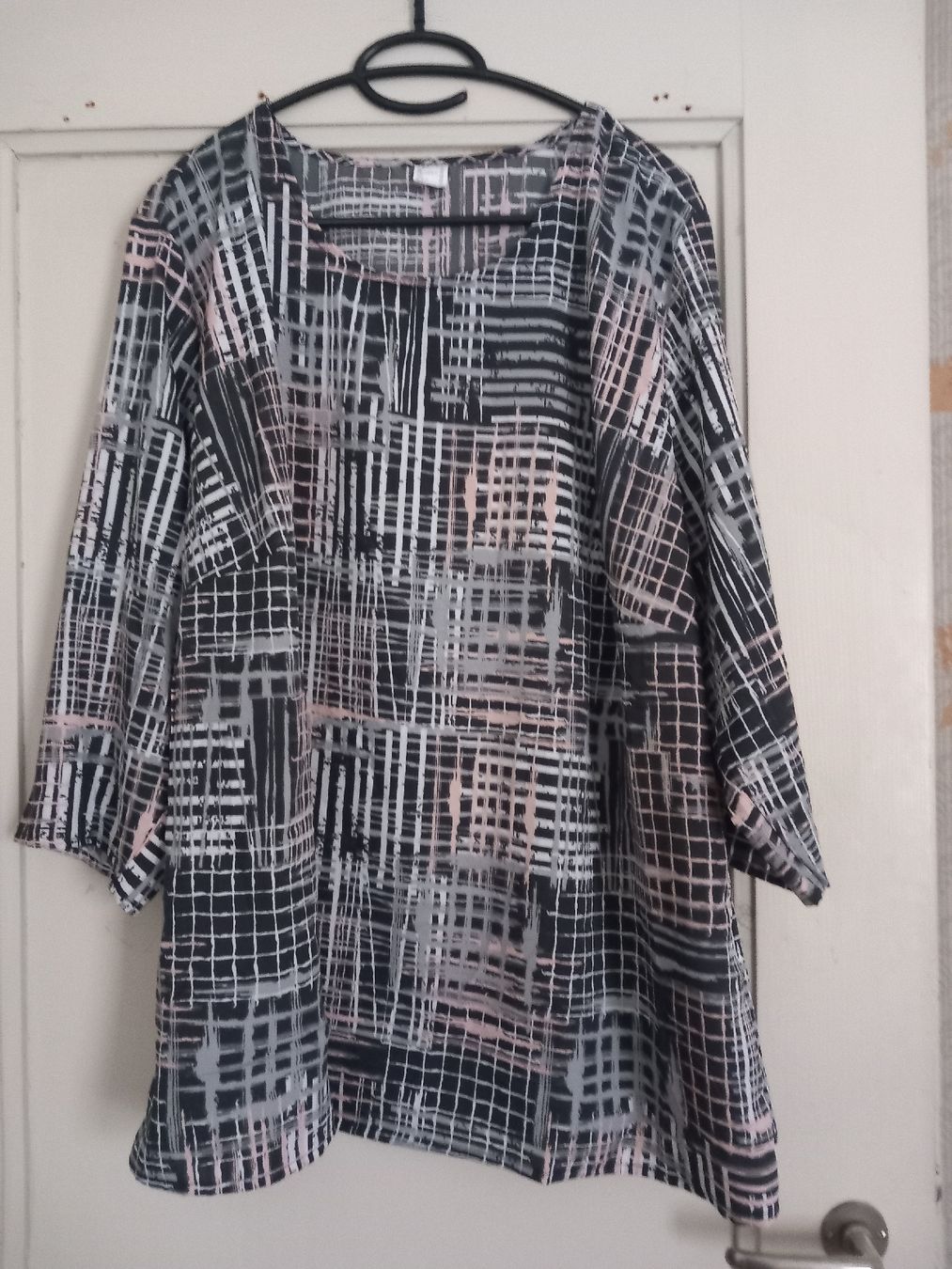 T-shirt: Damen Sweat Shirt – Nuovo (secondo la descrizione) da Biberist venduto da lsr_z9lv