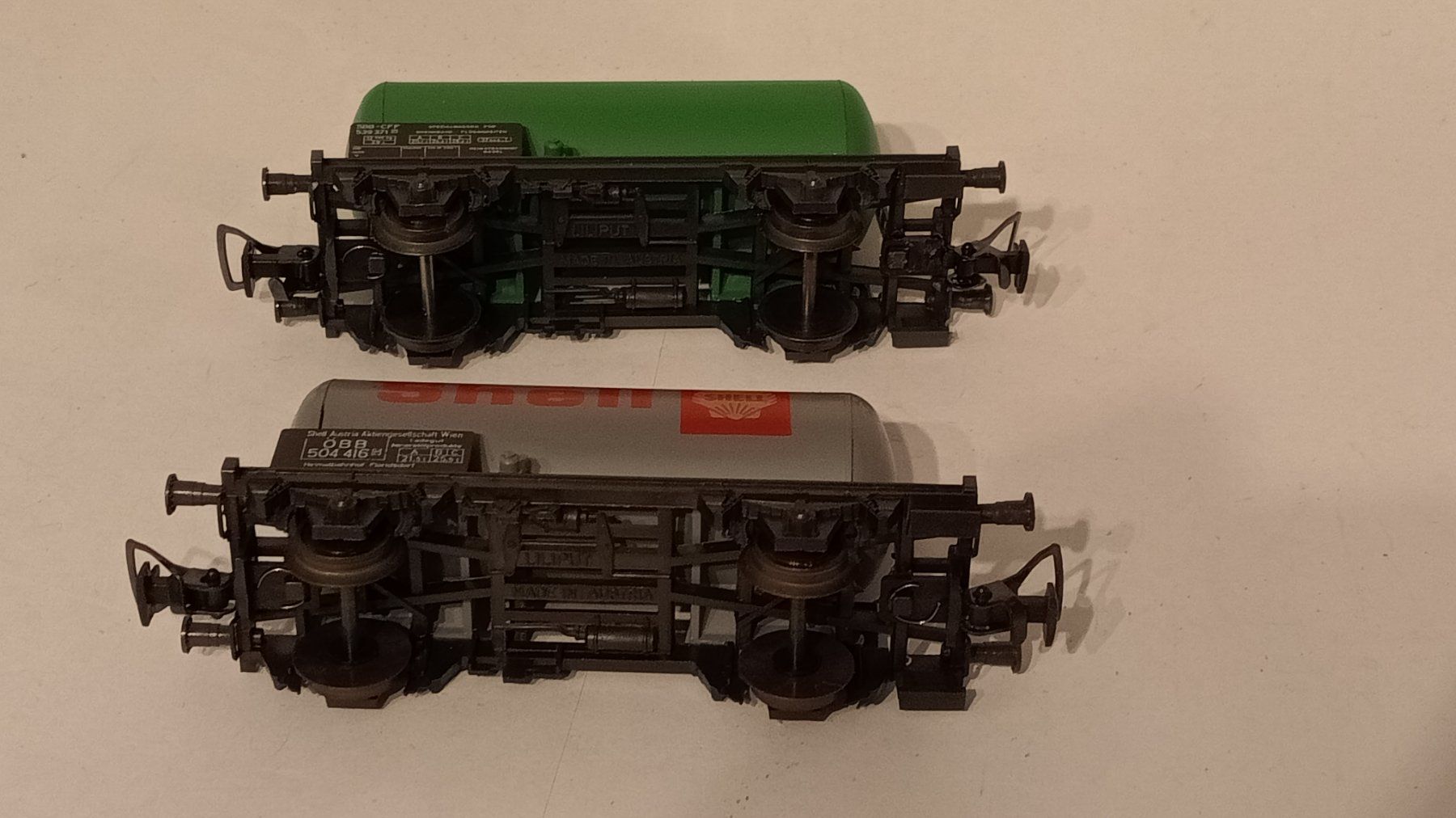 Liliput Modellini di ferrovie: Tankwagen – Usato da Büttikon AG venduto da bae_98h5 2