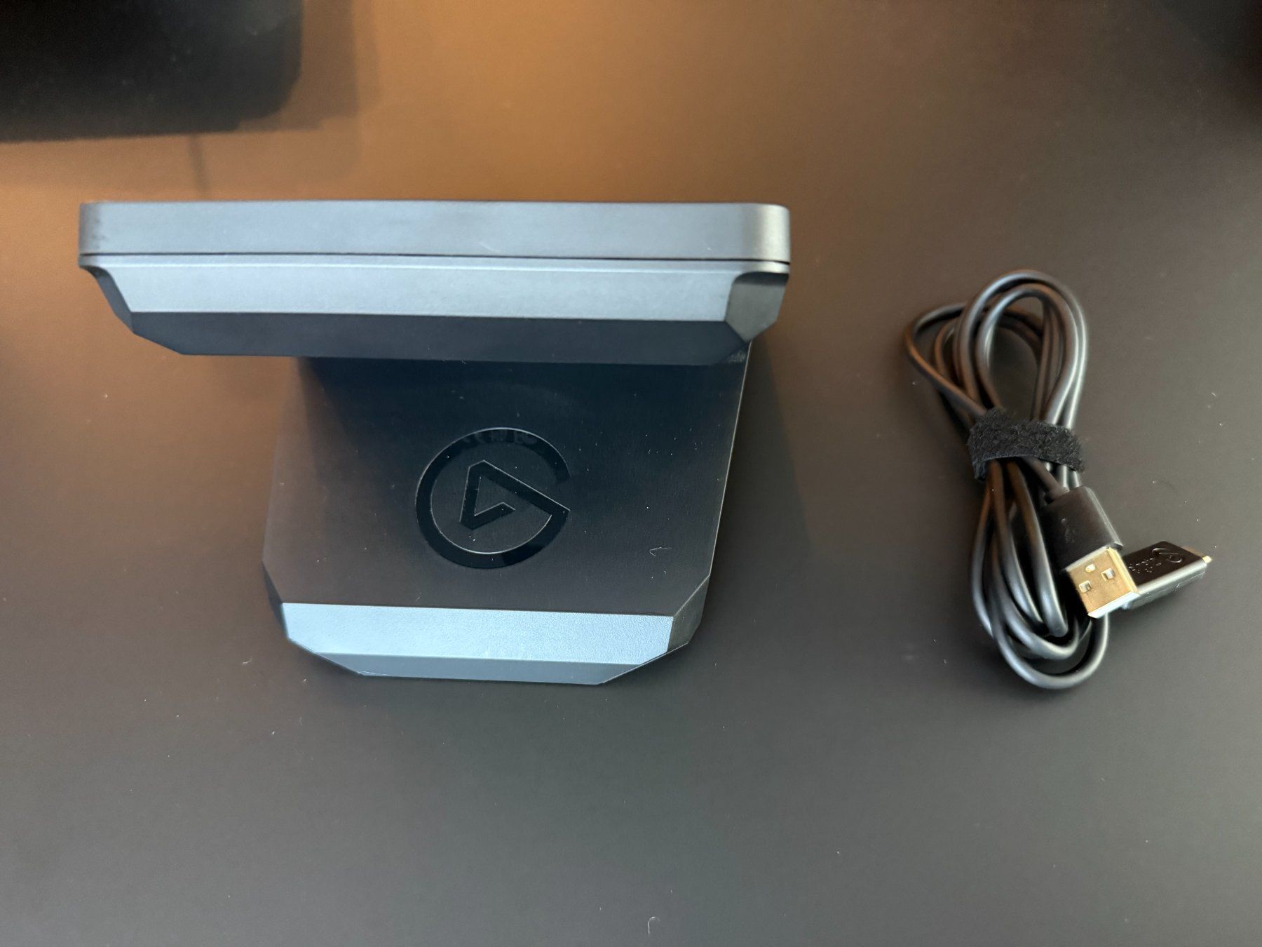 Platines de mixage: Elgato Stream Deck + schwarz 8 Keys 4 Knobs Touch – D'occasion à Jonen par giuco 3