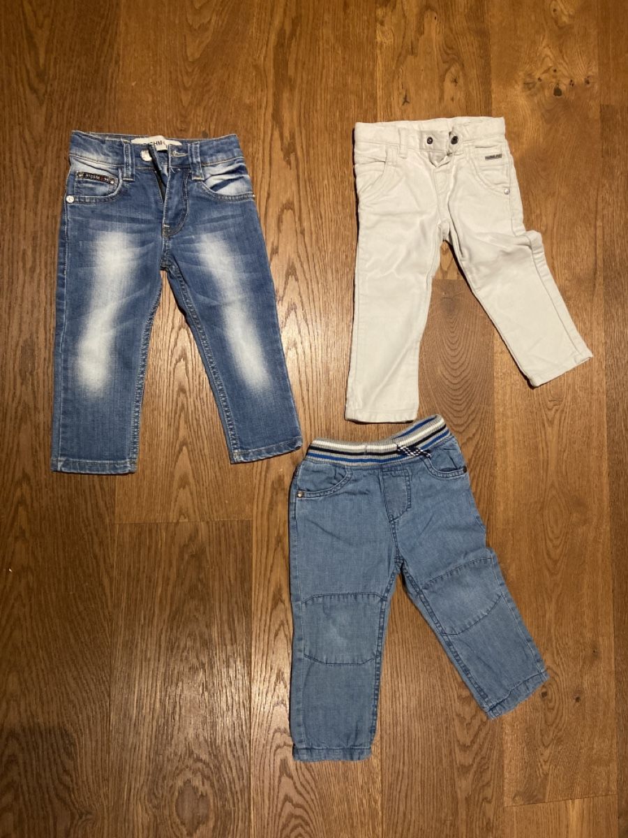 Pantaloni: 3 Paar Hosen Gr.86 – Usato da Pratteln venduto da Nala78