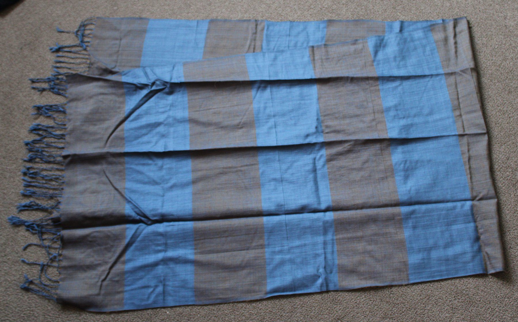 Foulard & Sciarpe: Schal – Usato da Schaan venduto da antikes_und_kurioses 2
