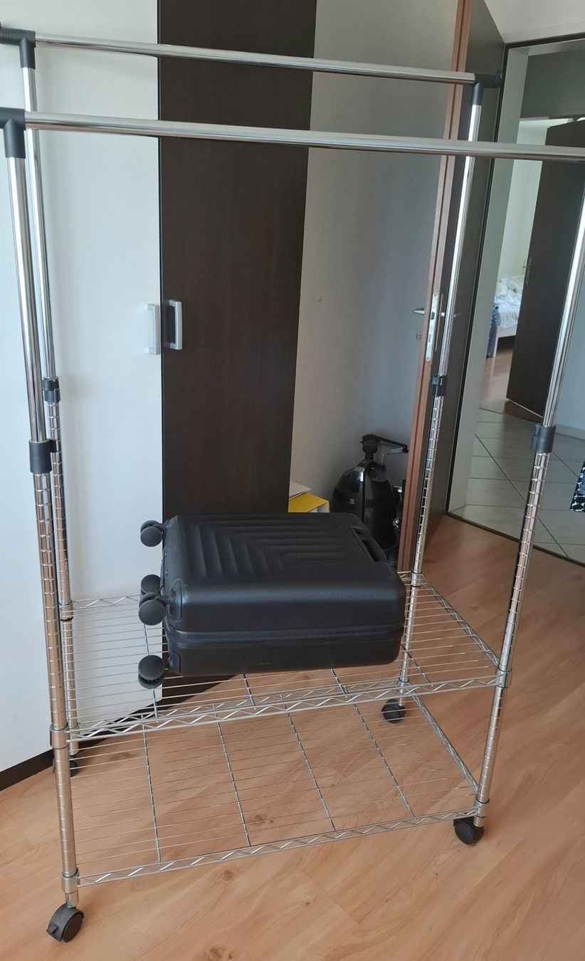 Altro in Decorazioni & Accessori: Hochwertige Doppel Kleiderstäder Mettal. – Nuovo (secondo la descrizione) da Rotkreuz venduto da keerthdi 6
