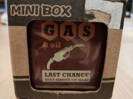 Mini Ashtrays Box - Gas & Oil - New
