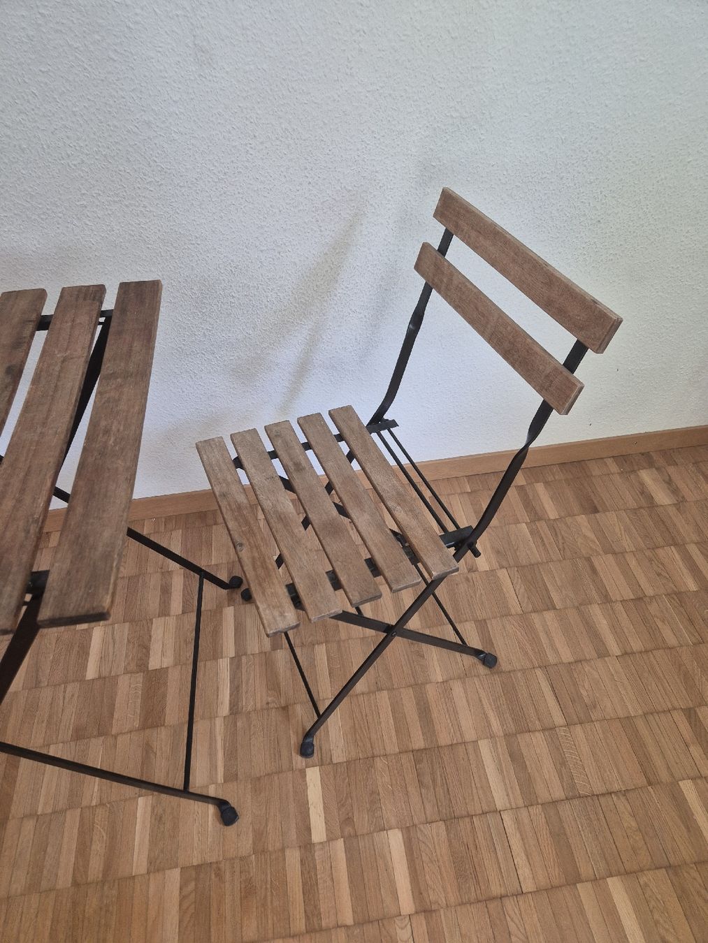 Ikea Tische: schöner Balkontisch mit 2 Stühlen, Set von Ikea – Gebraucht aus Zürich von flo_7trs 3