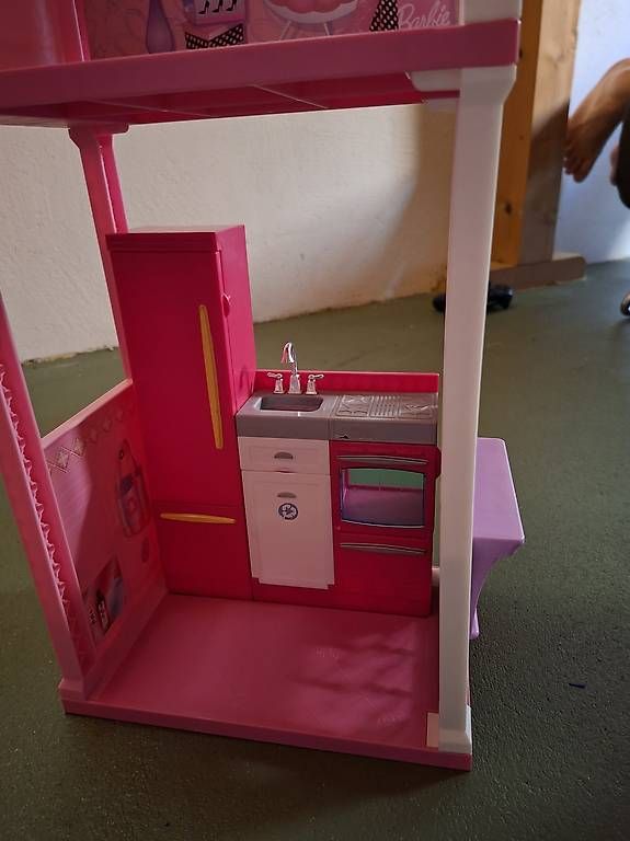 Spielhäuser: Barbie Set – Gebraucht aus Zürich von Schneemaah 2