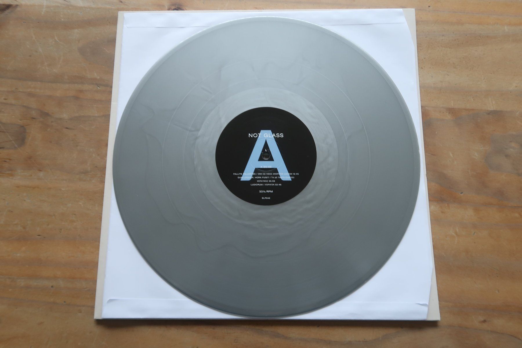 Dischi in vinile: NOT GLASS - FORMA - GRAUES VINYL LP – Usato da Basel venduto da Patiscat 3