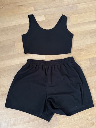 Schwarzes Sommer Set, Grösse XL, Top und Shorts, Shein