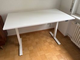 Schreibtisch Sitz/Steh elektrisch (IKEA)