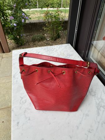 Louis Vuitton Noé Tasche Epi Leder rot gebrauchter Zustand