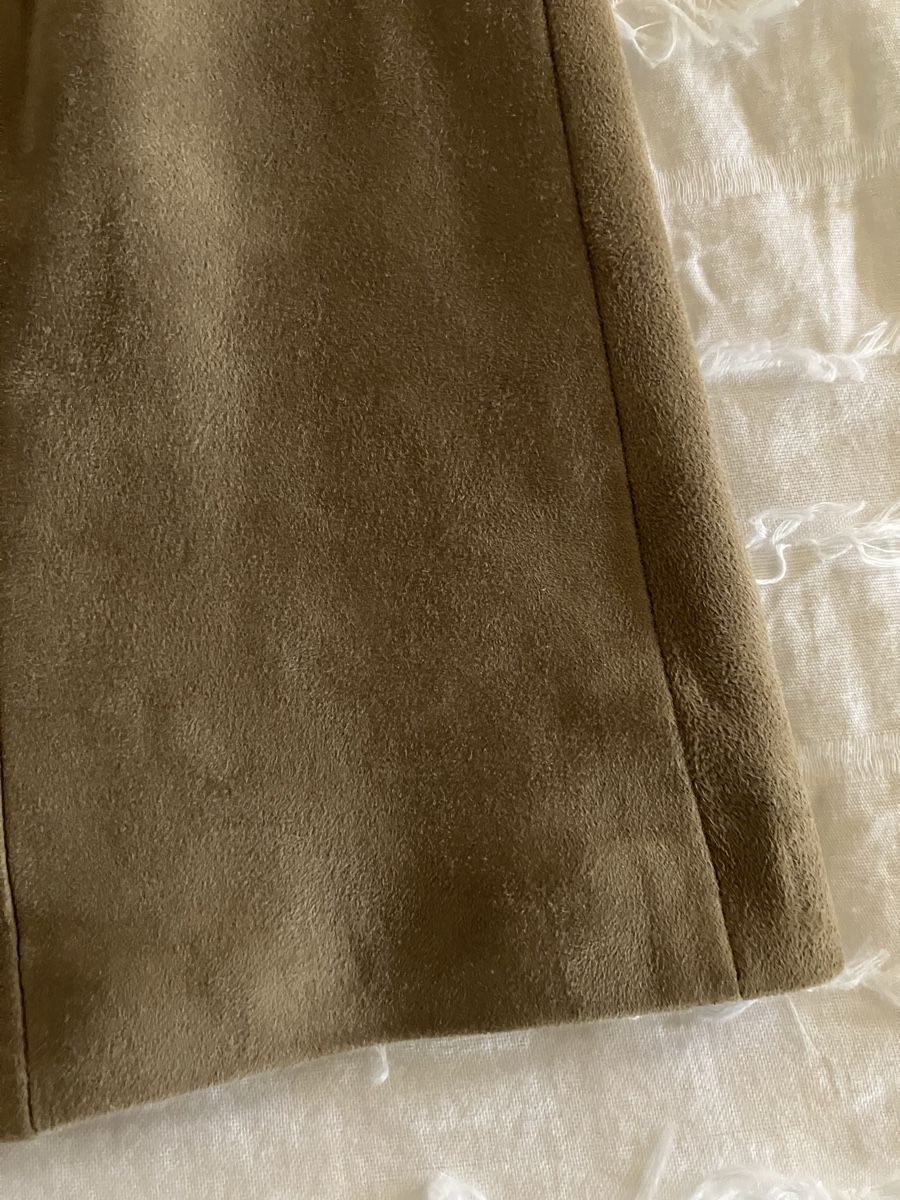 Ralph Lauren Gonne: Ralph Lauren - jupe courte en daim beige – Usato da Vich venduto da SophieCo 2