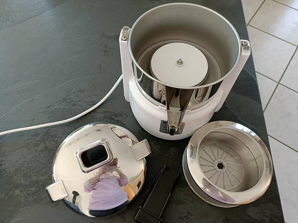 Elettrodomestici da cucina: Saftzentrifuge USA von Sigg – Usato da Herznach venduto da koro02 2